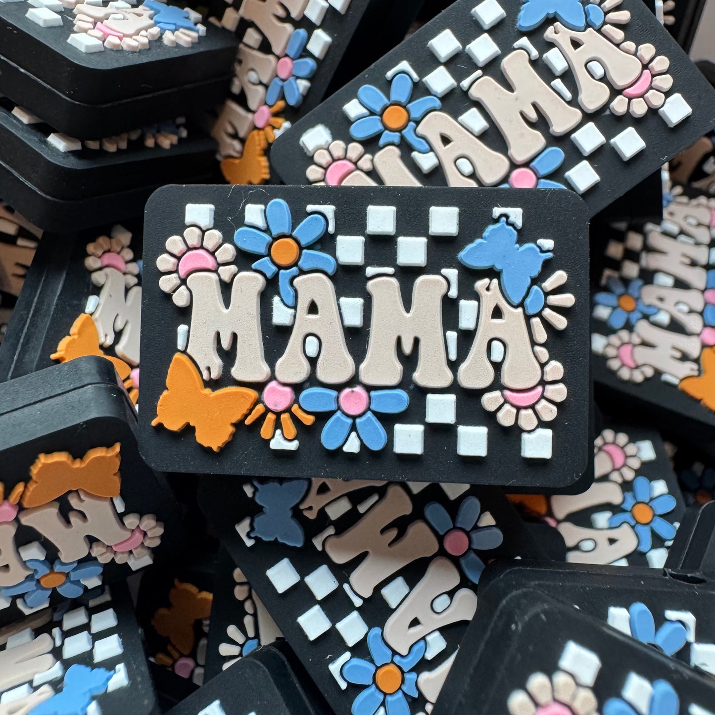 Mama w/Checkered Flowers