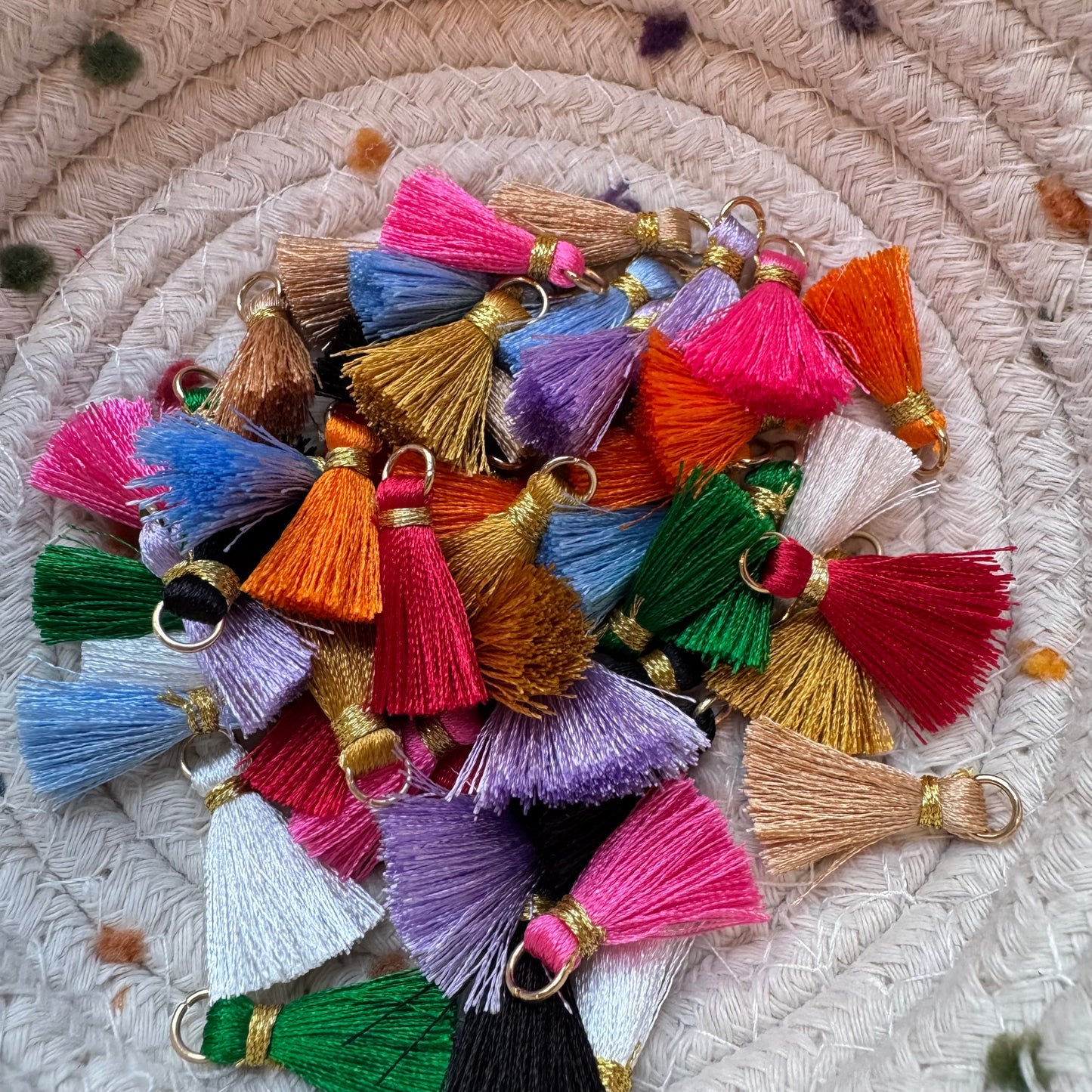 Mini Tassels Mixed 50PK