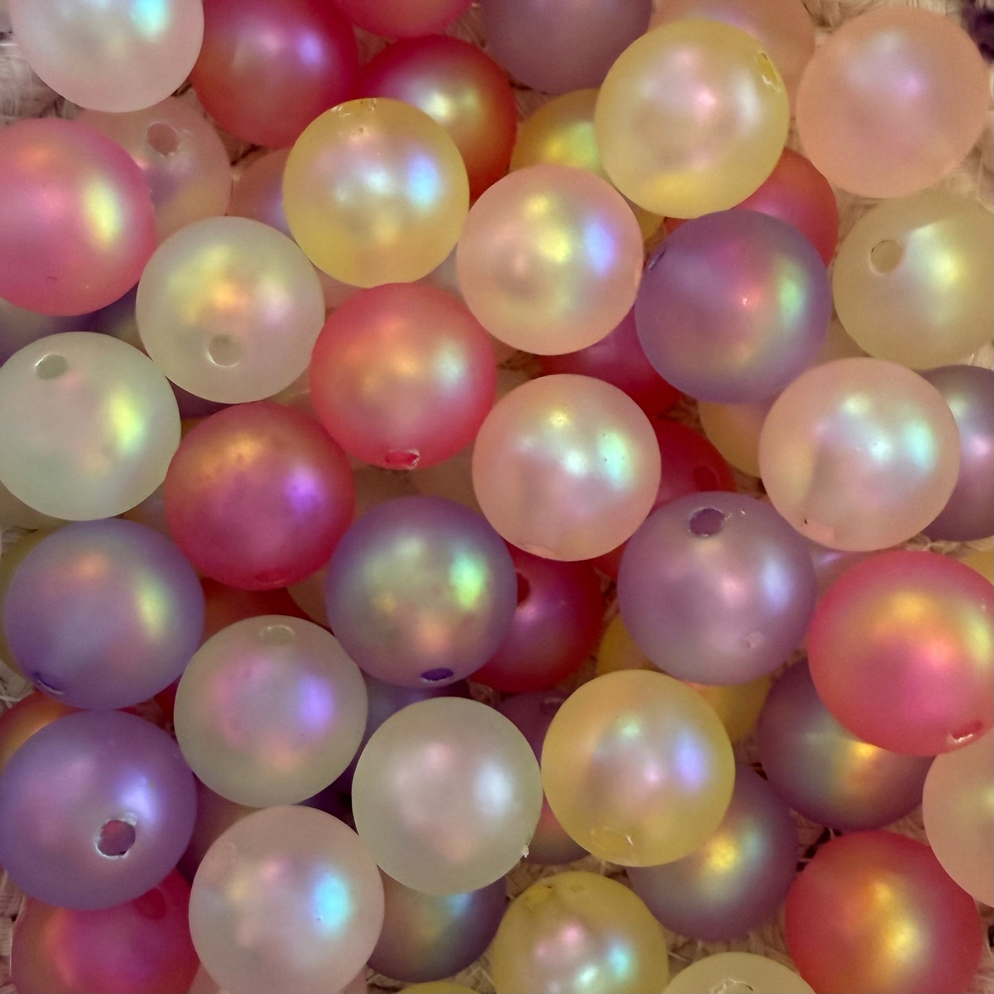 16mm Acrylic Bead Mix 25PK