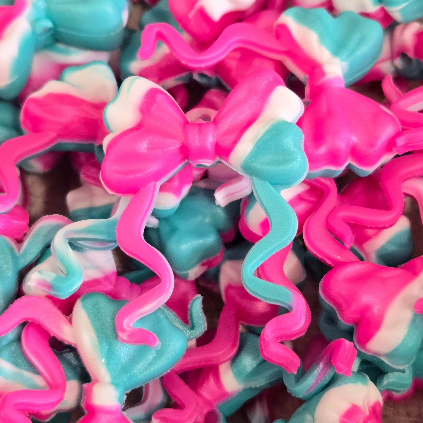 Multicolor Bow