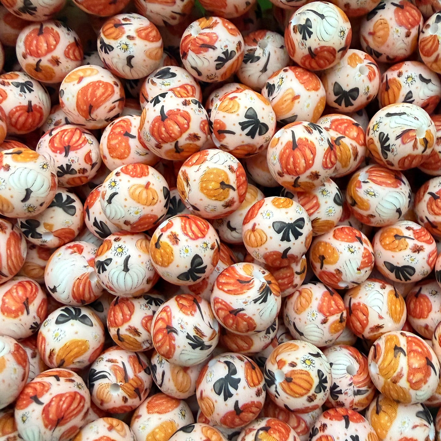 Pumpkins & Bows 🎃