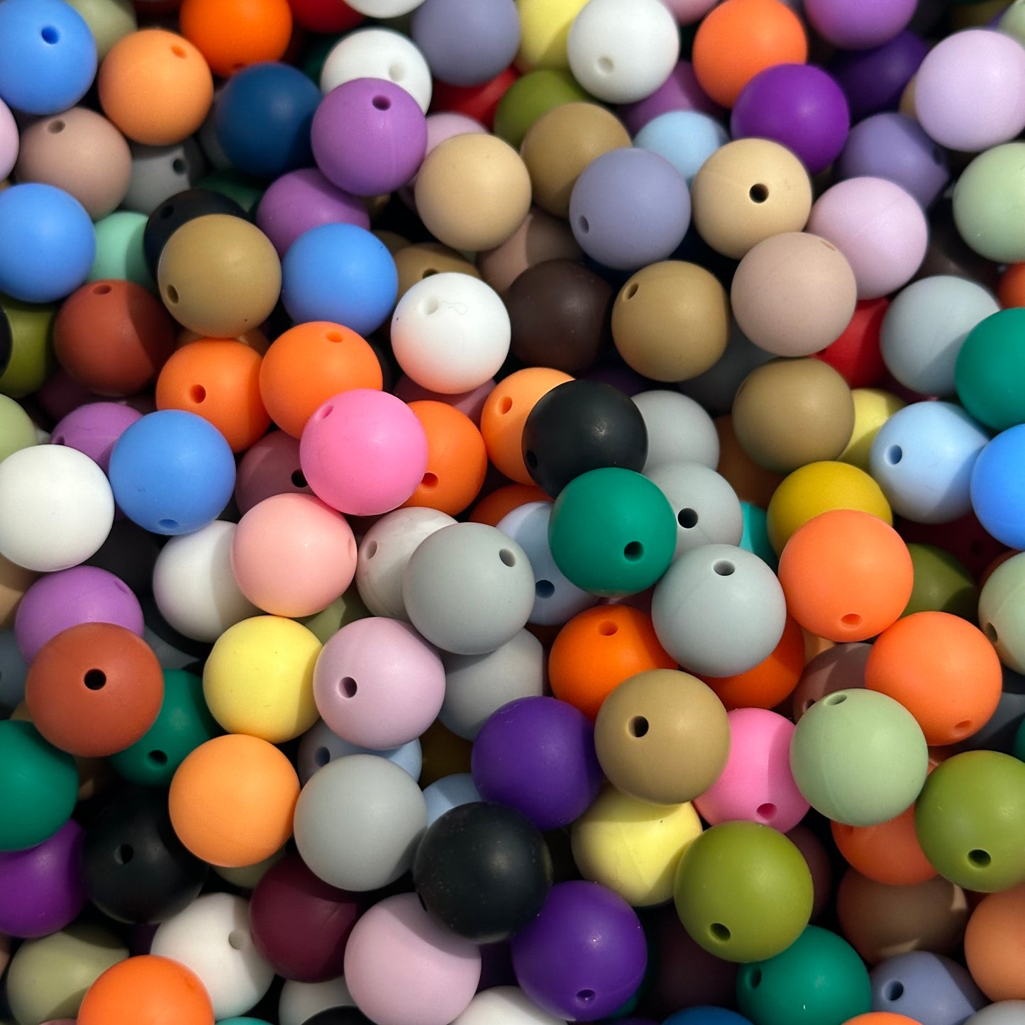 100pcs Mixed 15mm Solid Silicone Beads