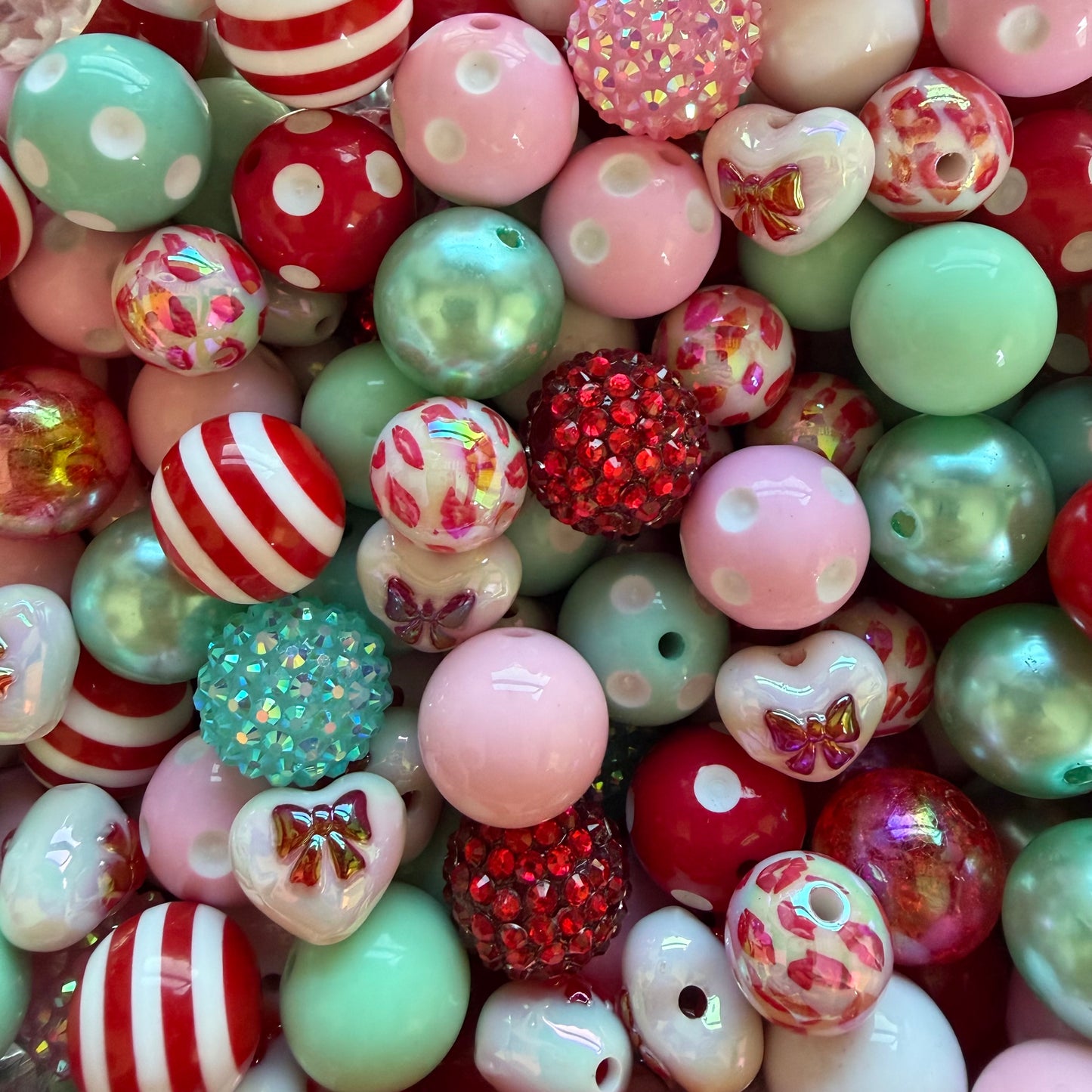 Bows & Kisses Bead Scoop