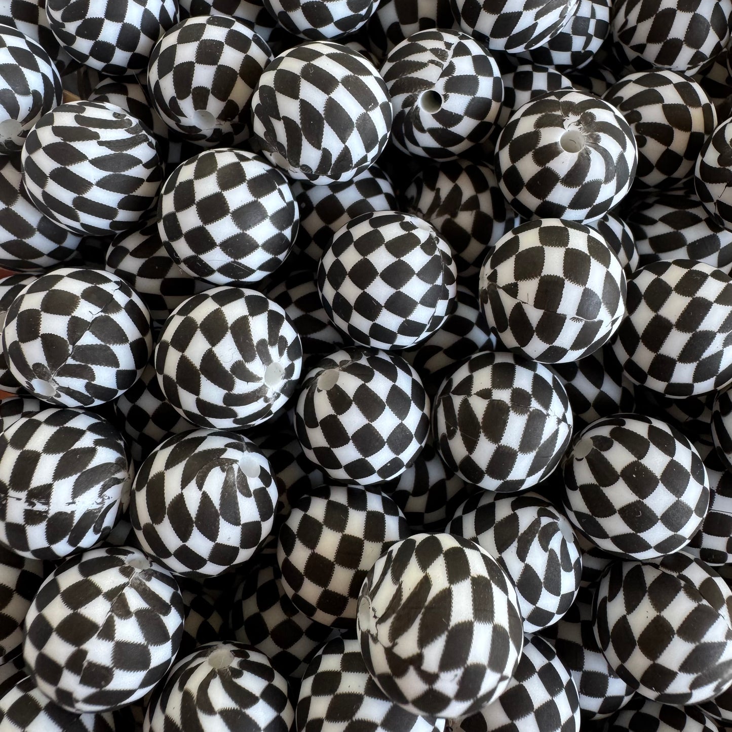 Checkers Black & White