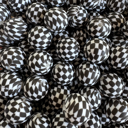 Checkers Black & White