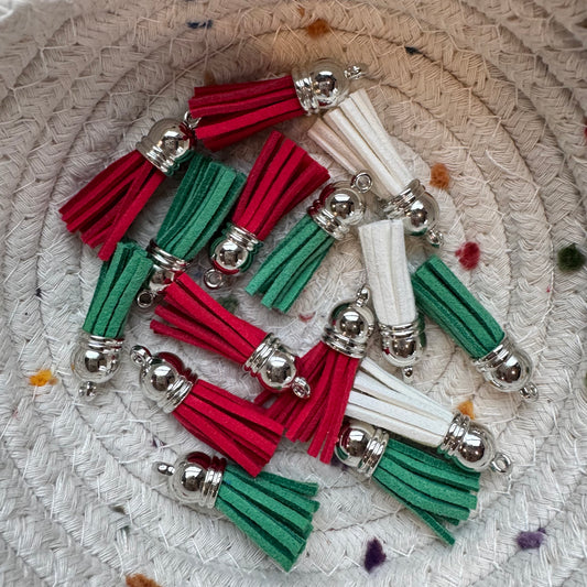 Christmas Tassels Mixed 15PK