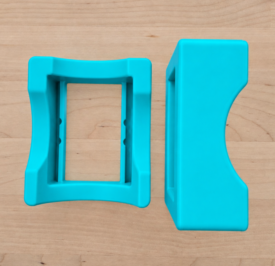 Turquoise Cup Cradle