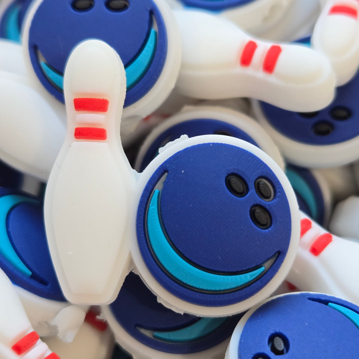 Bowling Pin & Ball